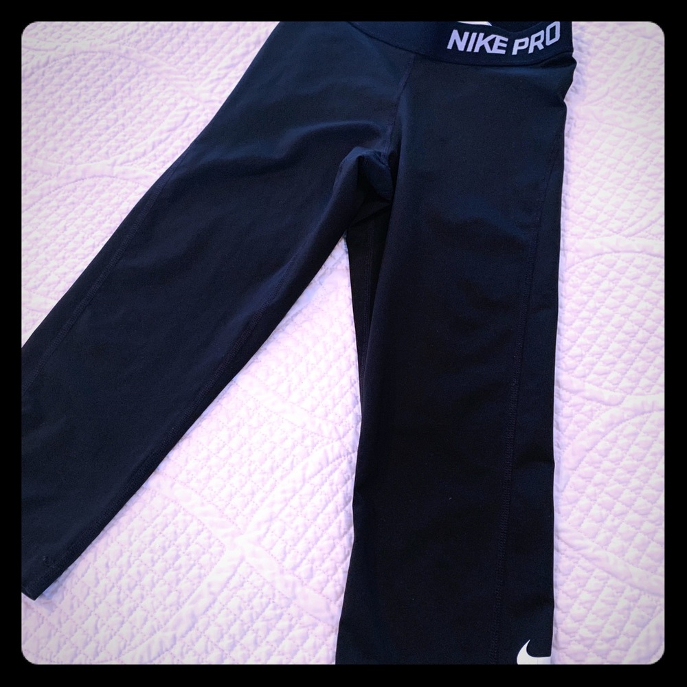 Nike crop leggings! Super cozy..
